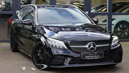 Sortmetal Brugt 2020 Mercedes C300e AMG line Stationcar | 229.900 kr. (Fair pris)