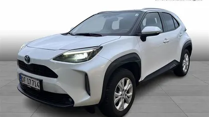 Brugt Toyota Yaris Cross Style 116 HK (85 kW) 2022 089  platinum white pearl SUV