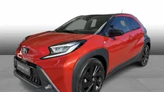 Chili red Brugt 2022 Toyota Aygo X Pulse SUV | 134.995 kr. (Fair pris)
