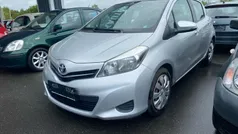 Sølv metal Brugt 2013 Toyota Yaris Touch Hatchback | 44.900 kr. (God pris)