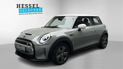 Grå Brugt 2021 Mini Cooper Essential Hatchback | 132.900 kr. (Fair pris)