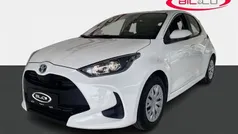 Hvid Brugt 2023 Toyota Yaris Hybrid Comfort Hatchback | 199.000 kr. (God pris)
