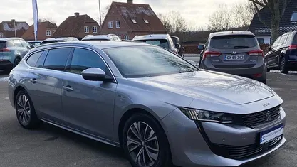 Sølvmetal Brugt 2021 Peugeot 508 Allure Stationcar | 184.900 kr. (Fair pris)