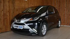 Sort Brugt 2018 Toyota Aygo X-clusiv Hatchback | 79.800 kr. (Fair pris)