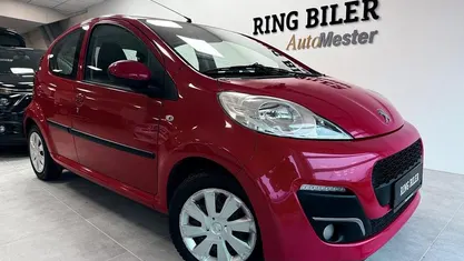 Rød Brugt 2012 Peugeot 107 Comfort plus Hatchback | 29.800 kr. (Fair pris)