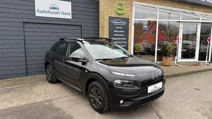 Sort Brugt 2017 Citroën C4 Cactus Hatchback | 64.800 kr. (Fair pris)
