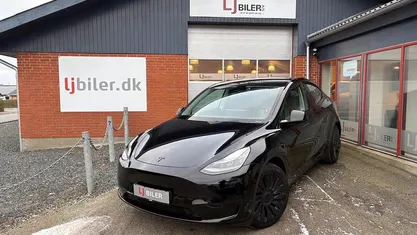 Brugt 2024 Tesla Model Y RWD SUV | 254.800 kr. (God pris)