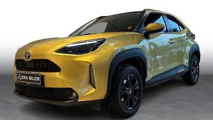 Brugt Toyota Yaris Cross Style 116 HK (85 kW) 2023 Warm gold / guld metal SUV