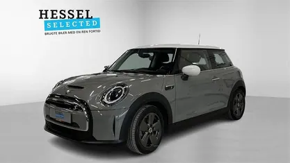 Brugt Mini Cooper Essential 135 kW (184 HK) 2021 Grå Hatchback