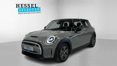 Moonwalk grey Brugt 2022 Mini Cooper Essential Hatchback | 149.900 kr. (Fair pris)