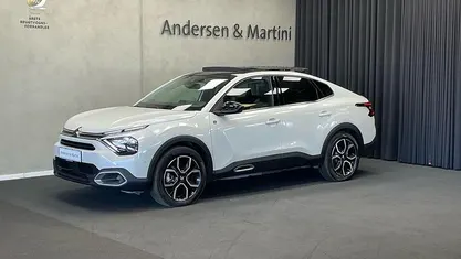Brugt 2023 Citroën e-C4 Shine Hatchback | 168.800 kr. (Fair pris)