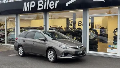 Brugt Toyota Auris Hybrid Comfort 136 HK (100 kW) 2019 Stationcar