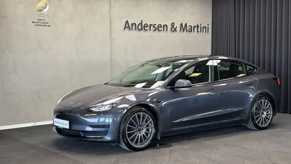 Brugt Tesla Model 3 Standard Range Plus 189 kW (258 HK) 2021 Sedan