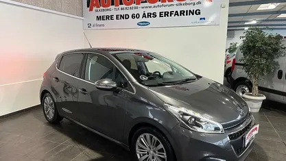 Brugt 2018 Peugeot 208 Allure Sky Hatchback | 69.900 kr. (Fair pris)