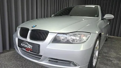 Brugt 2005 BMW 330 Sedan | 64.900 kr.