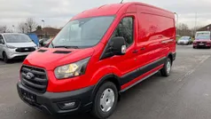 Rød Ny 2025 Ford Transit Trend Van | 299.900 kr.