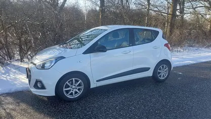 Brugt Hyundai i10 GO! 2015 Farve: hvid Hatchback