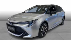 Shimmering silver/black Brugt 2022 Toyota Corolla Active Stationcar | 269.000 kr. (Lidt for dyr)