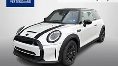 Hvid Brugt 2023 Mini Cooper SE Classic Hatchback | 154.800 kr. (God pris)