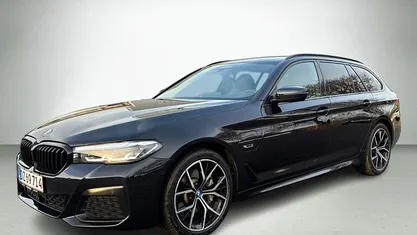 Sortmetal Brugt 2022 BMW 530e M Sport Stationcar | 379.990 kr. (Super pris)