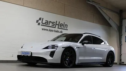 Gråmetal Brugt 2022 Porsche Taycan Performance Package Stationcar | 4.259 kr.