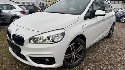 Hvid Brugt 2016 BMW 225 Active Tourer Sport Line MPV | 119.990 kr. (Fair pris)