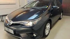 Grå Brugt 2016 Toyota Auris Hybrid Comfort Stationcar | 89.800 kr. (God pris)