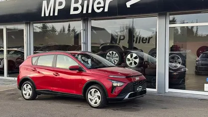 Rødmetal Brugt 2022 Hyundai Bayon Essential SUV | 149.700 kr. (Fair pris)