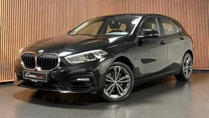 Sortmetal Brugt 2020 BMW 118 Sport Line Hatchback | 229.995 kr. (Fair pris)