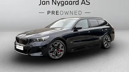 Carbonsortmetal Brugt 2025 BMW i5 Stationcar | 629.500 kr. (Fair pris)