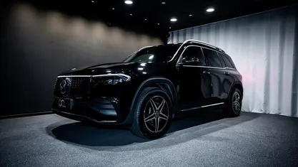 Farve: sortmetal Brugt 2025 Mercedes EQB250+ AMG SUV | 384.900 kr. (God pris)