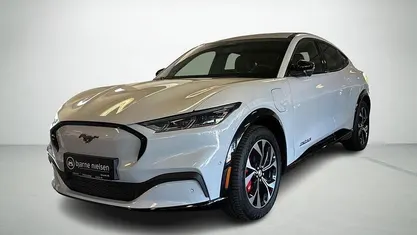 Hvidmetal Brugt 2021 Ford Mustang Mach-E Extended Range SUV | 204.990 kr. (Fair pris)