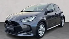 Ash grey Brugt 2021 Toyota Yaris Hybrid Active Hatchback | 199.900 kr. (Fair pris)