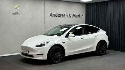 Hvid Brugt 2023 Tesla Model Y Performance SUV | 284.700 kr. (God pris)