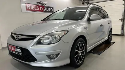 Sølvmetal Brugt 2011 Hyundai i30 Stationcar | 29.800 kr. (Fair pris)