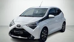 Hvid Brugt 2020 Toyota Aygo x-press Hatchback | 98.900 kr. (Fair pris)