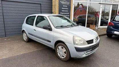 Brugt Renault Clio II Authentique 60 HK (44 kW) 2004