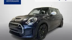 Sort Brugt 2021 Mini Cooper SE Classic Hatchback | 134.700 kr. (Fair pris)