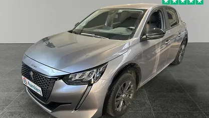 Brugt Peugeot e-208 Active 100 kW (136 HK) 2022 Sølv metal Hatchback