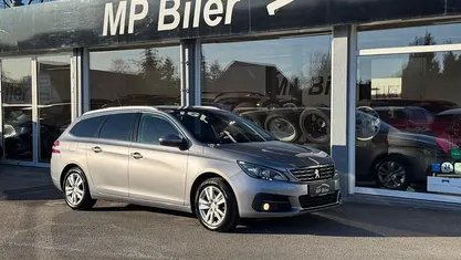 Brugt Peugeot 308 Allure Sky 120 HK (88 kW) 2017 Gråmetal Stationcar