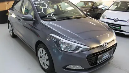 Grå Brugt 2017 Hyundai i20 Hatchback | 64.900 kr. (Fair pris)