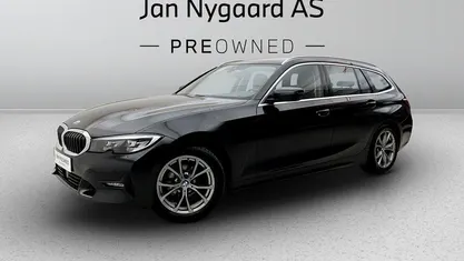 Sortmetal Brugt 2020 BMW 320 Sport Line Stationcar | 299.000 kr. (Fair pris)