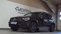 Sortmetal Brugt 2022 Mercedes GLC300e AMG line SUV | 3.913 kr.