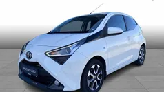 Hvid Brugt 2020 Toyota Aygo x-press Hatchback | 106.900 kr. (Fair pris)