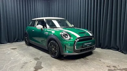Brugt Mini Cooper SE 135 kW (184 HK) 2023 British racing green Hatchback