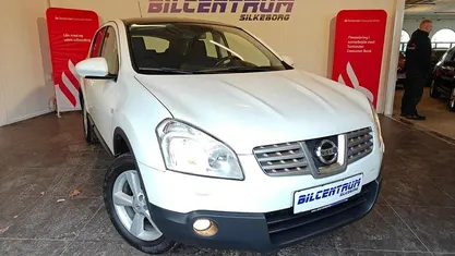 Hvid Brugt 2010 Nissan Qashqai Tekna SUV | 31.900 kr. (Super pris)