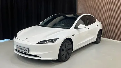 Hvidmetal Brugt 2023 Tesla Model 3 RWD Sedan | 214.700 kr. (Fair pris)