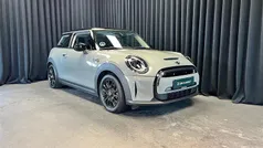 Moonwalk grey Brugt 2022 Mini Cooper SE Essential Hatchback | 144.900 kr. (God pris)