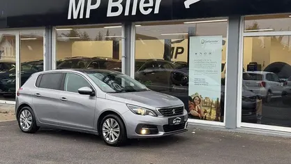 Sølvmetal Brugt 2018 Peugeot 308 Hatchback | 89.700 kr. (Fair pris)