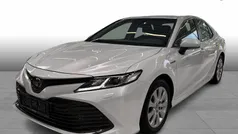 Platinum white pearl Brugt 2020 Toyota Camry H3 Sedan | 269.900 kr.